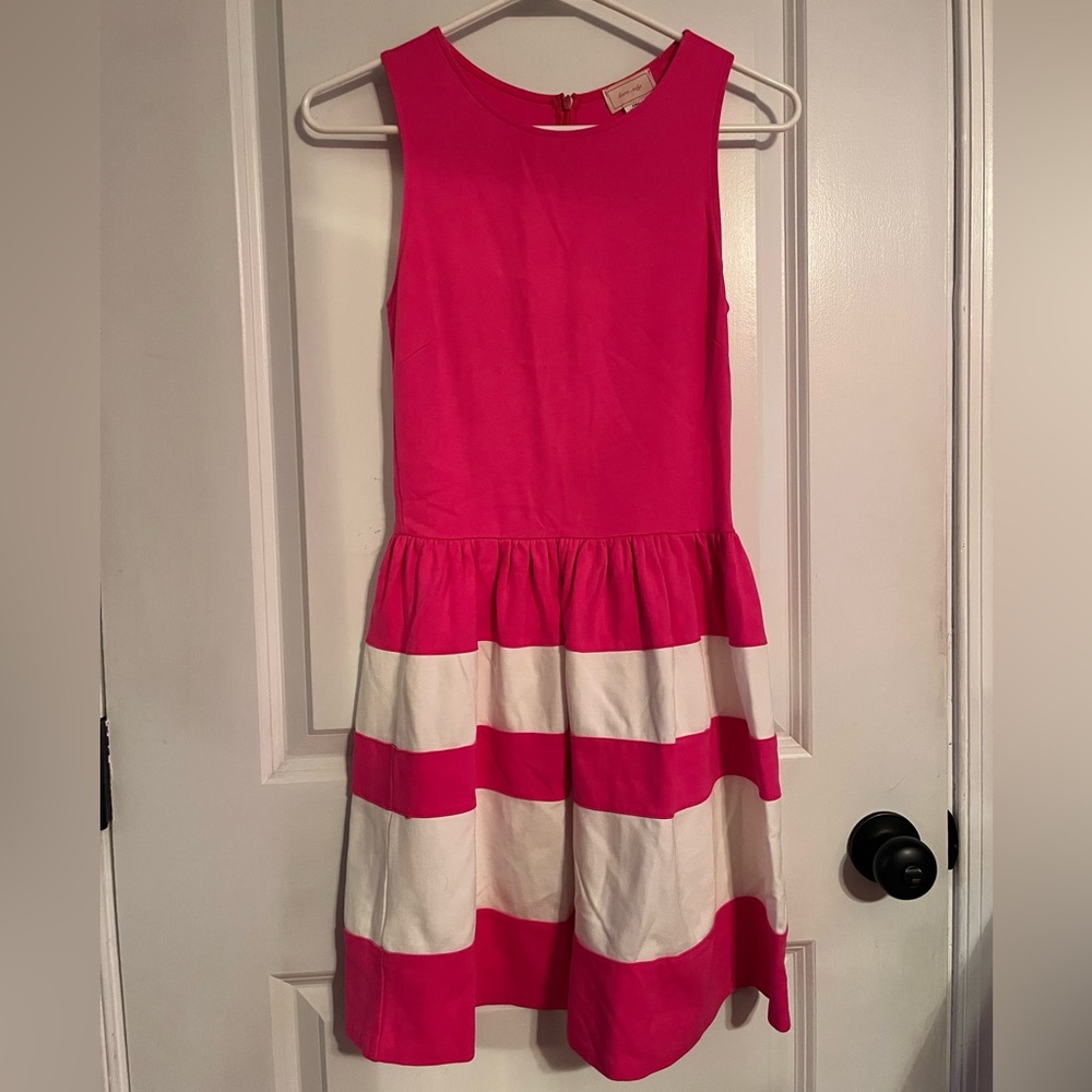 A beautiful pink and white Love Ady dress size small!